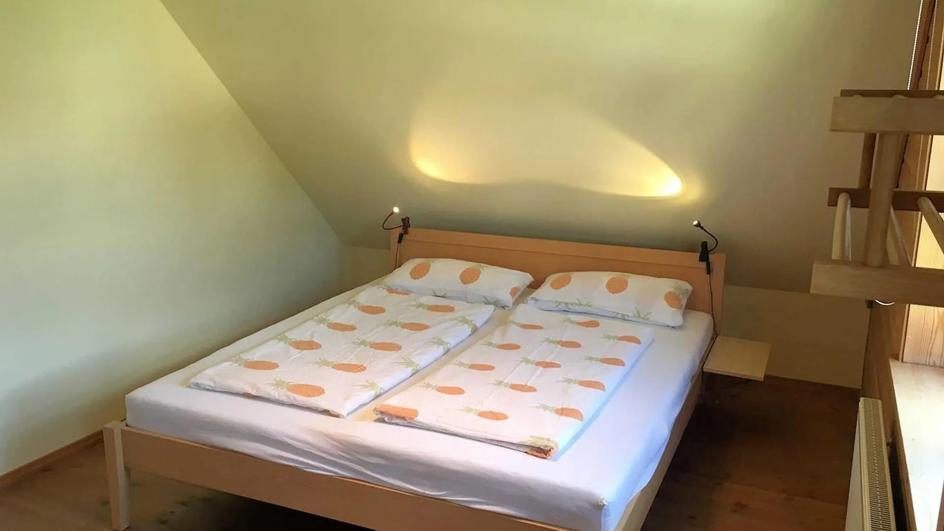 Holiday home Holzferienhaus Goessweinstein