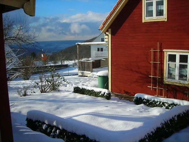 Holiday home Holzferienhaus Goessweinstein