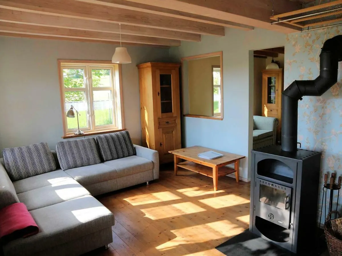 Holiday home Holzferienhaus Goessweinstein